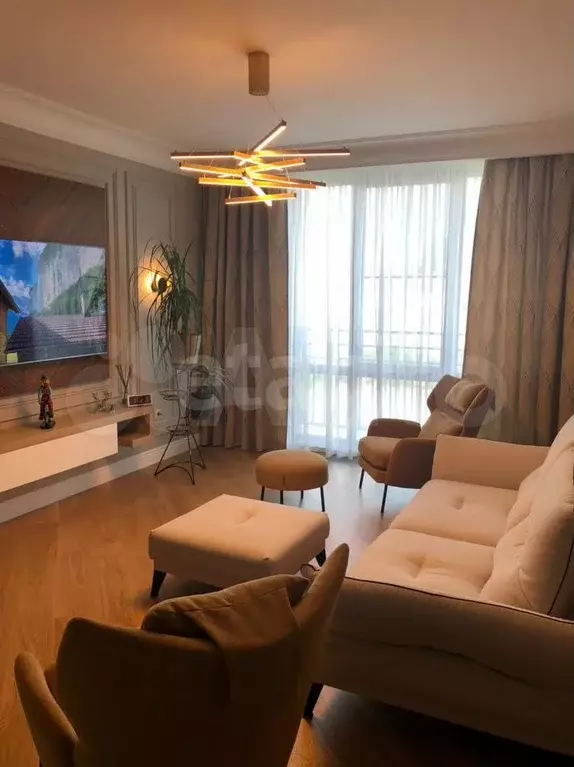 3-к. квартира, 110 м, 5/5 эт. - Фото 0