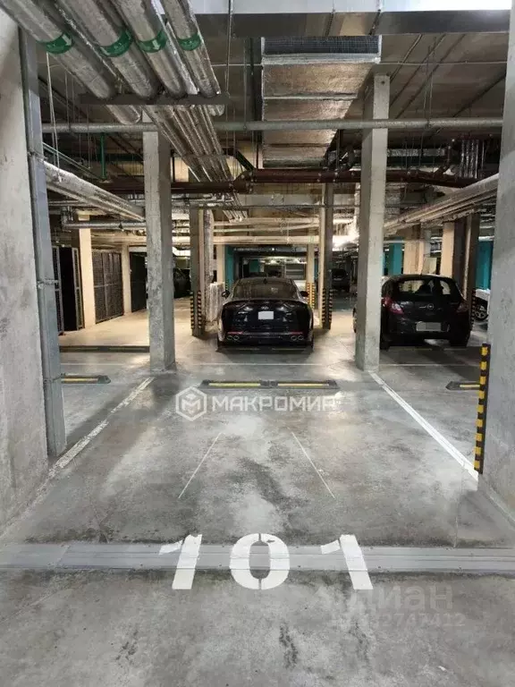 Гараж в Москва бул. Скандинавский, 19 (20 м) - Фото 1