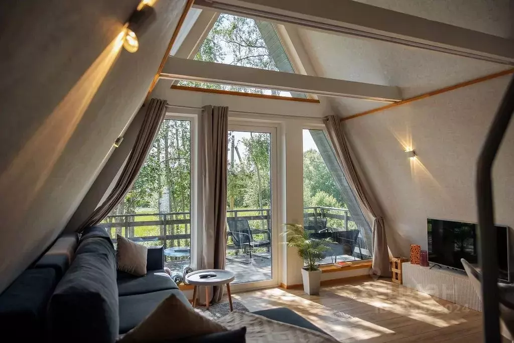 Дом в Ленинградская область, Приозерский район, Ларионовское с/пос, ... - Фото 1