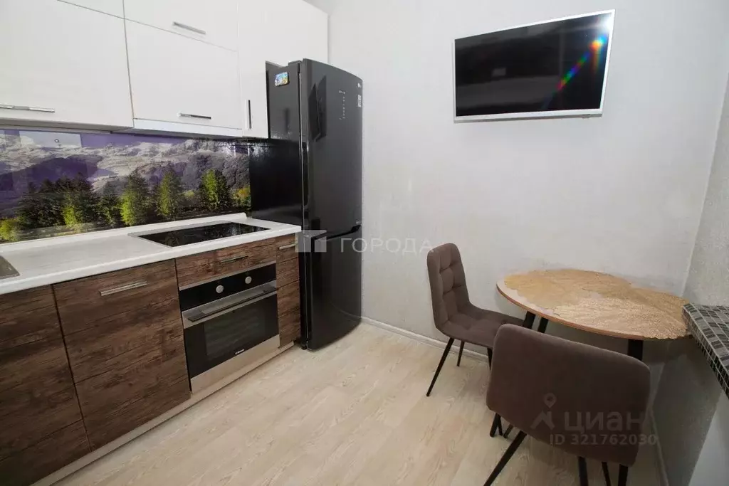 2-к кв. Кемеровская область, Новокузнецк ул. Суворова, 4 (58.1 м) - Фото 1