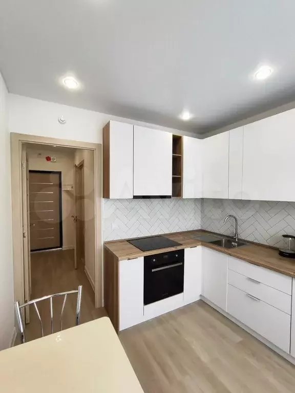 1-к. квартира, 30 м, 14/18 эт. - Фото 0