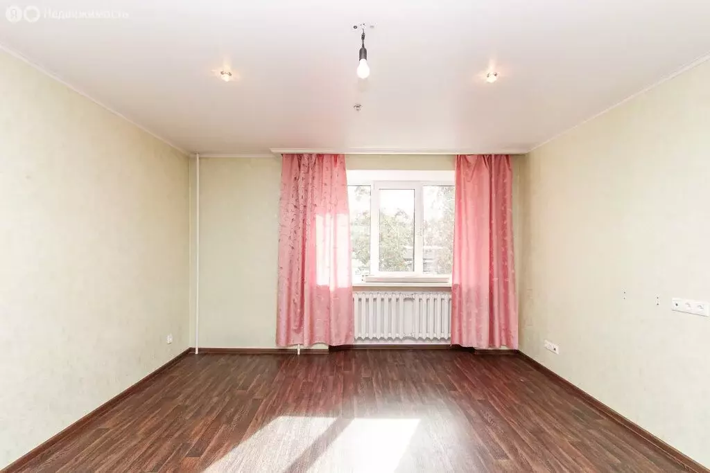 2-комнатная квартира: Тюмень, улица Белинского, 30 (51.3 м) - Фото 2