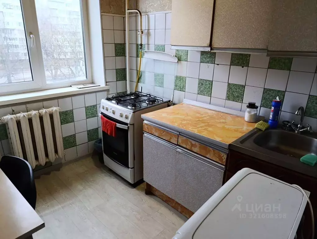 1-к кв. Ленинградская область, Кингисепп ул. Воровского, 34 (31.0 м) - Фото 0