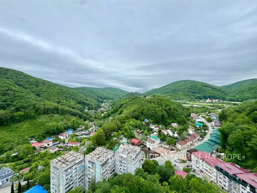 2-к кв. Краснодарский край, Туапсе ул. Портовиков, 39/4 (63.0 м) - Фото 0