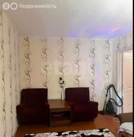 2-комнатная квартира: Сыктывкар, Октябрьский проспект, 70 (46 м) - Фото 0