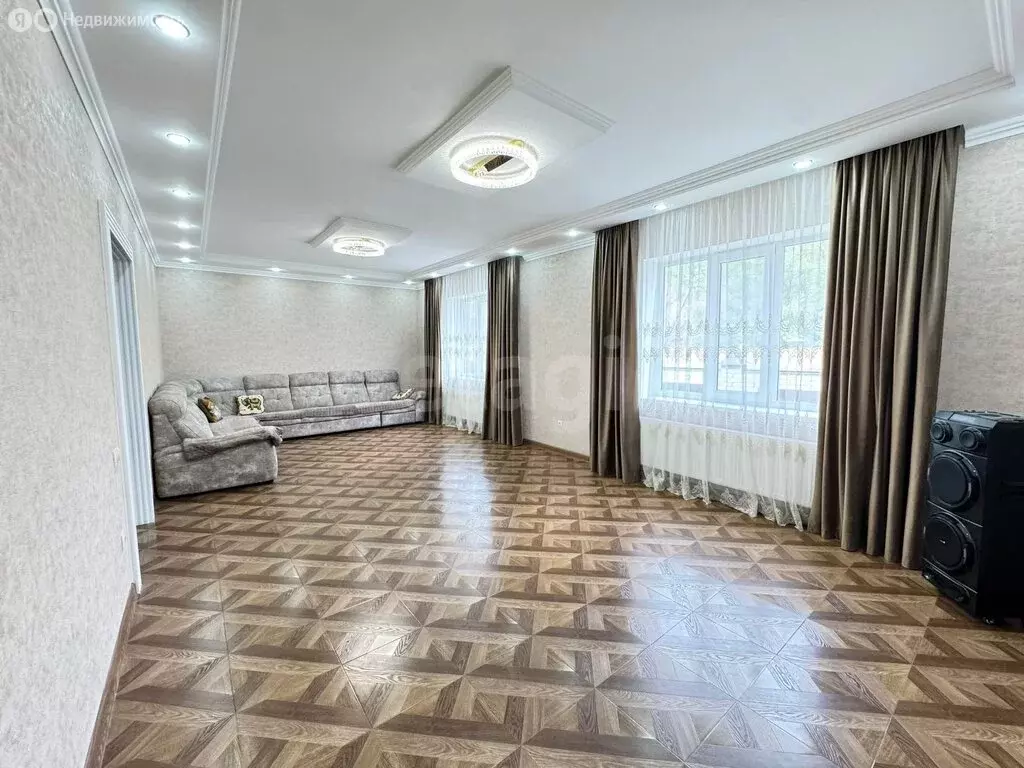 Дом в посёлок Краснооктябрьский, Цветочная улица (139.3 м) - Фото 2