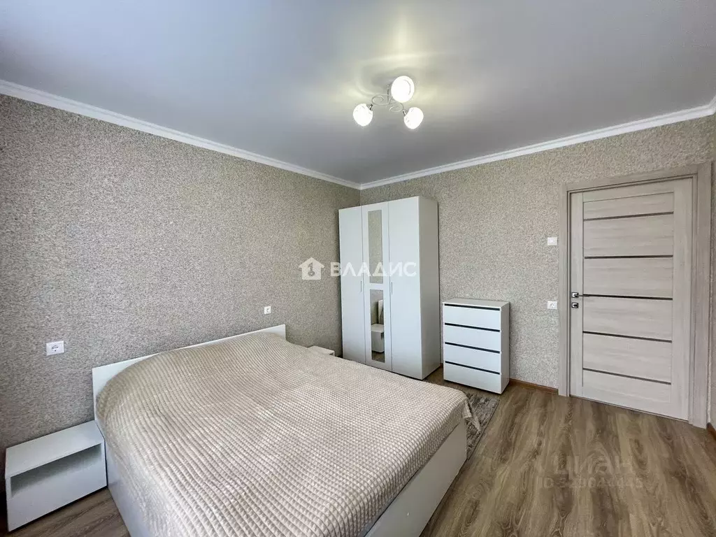 2-к кв. Брянская область, Брянск ул. Горбатова, 35 (60.41 м) - Фото 2