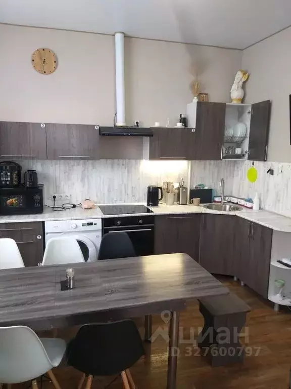 Дом в Алтайский край, Белокуриха ул. Паустовского, 27 (127 м) - Фото 1