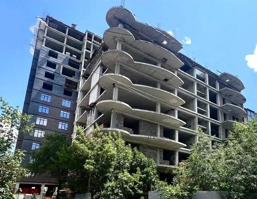 Участок в Карачаево-Черкесия, Черкесск пл. Кирова, 1 (18.0 сот.) - Фото 1