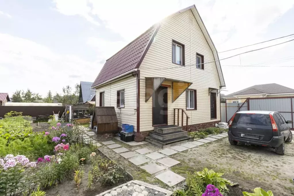 Дом в Тюменская область, Тюмень Центральная ул. (70 м) - Фото 1