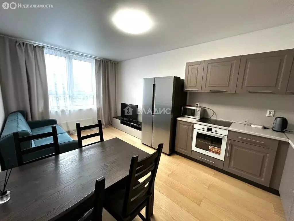 3-комнатная квартира: Нижний Новгород, 2-я Оранжерейная улица, 4А ... - Фото 1