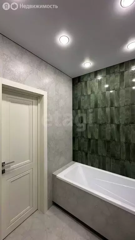 Квартира-студия: Кисловка, микрорайон Левобережный, улица Василия ... - Фото 1