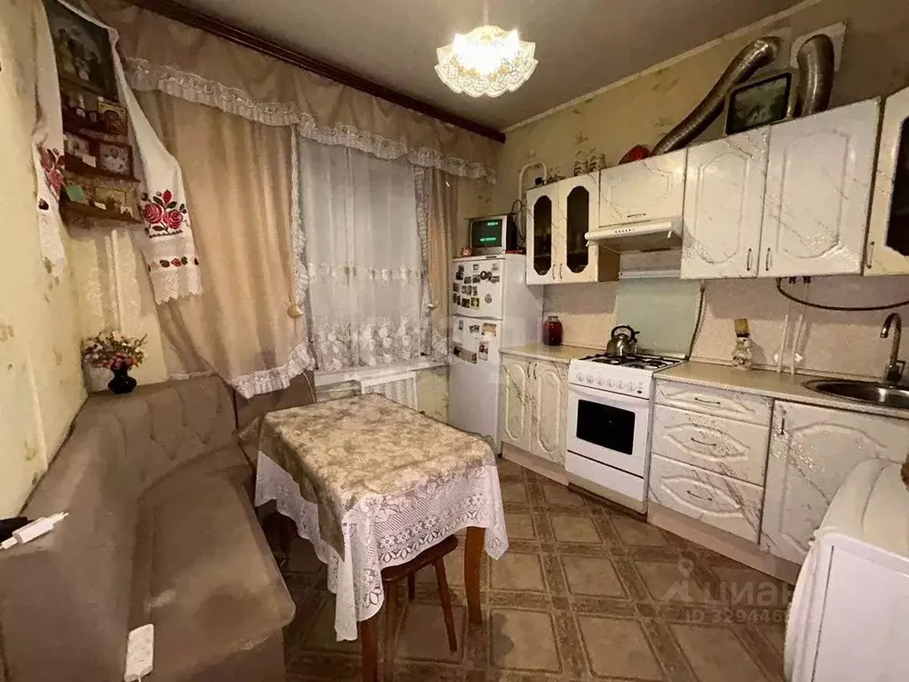 2-к кв. Калужская область, Калуга ш. Грабцевское, 35 (50.1 м) - Фото 1