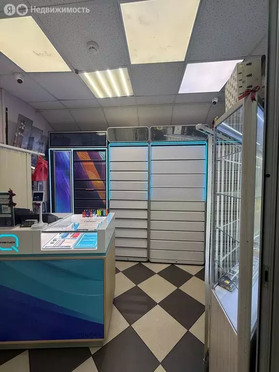 Торговая площадь (83 м) - Фото 1