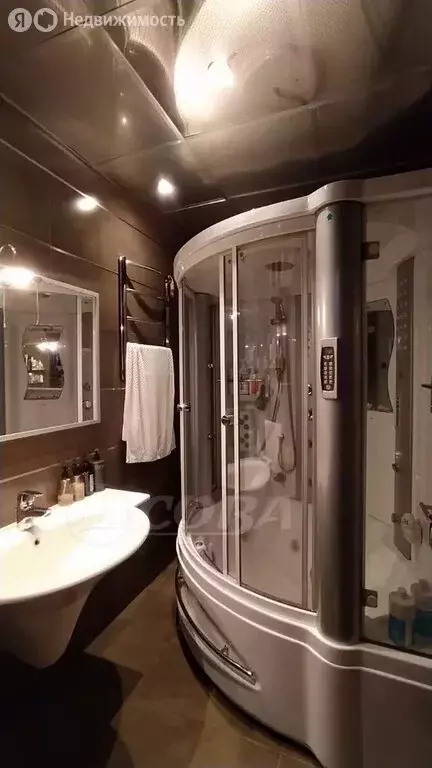 3-комнатная квартира: Курган, улица Куйбышева, 5 (97 м) - Фото 1