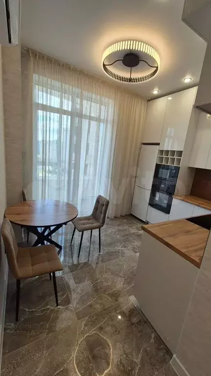 2-к. квартира, 70 м, 9/16 эт. - Фото 1
