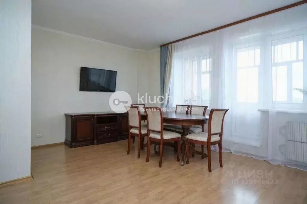 4-к кв. Татарстан, Казань ул. Космонавтов, 44 (120.6 м) - Фото 1