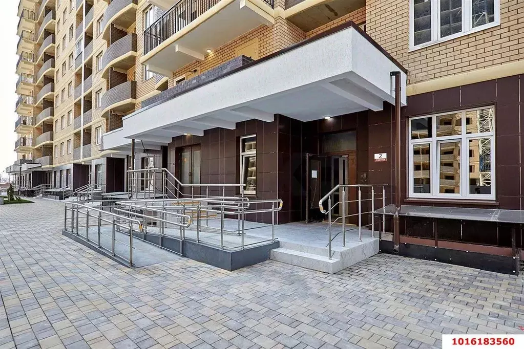 Студия Краснодарский край, Краснодар Имени Петра Метальникова мкр, ул. ... - Фото 1