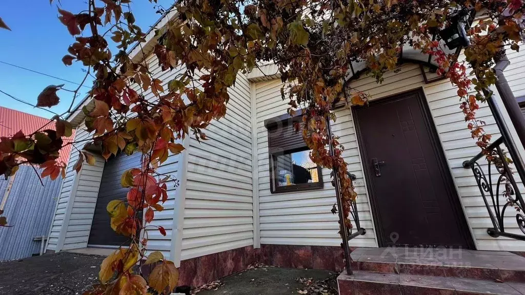 Дом в Оренбургская область, Оренбургский район, с. Подгородняя ... - Фото 2