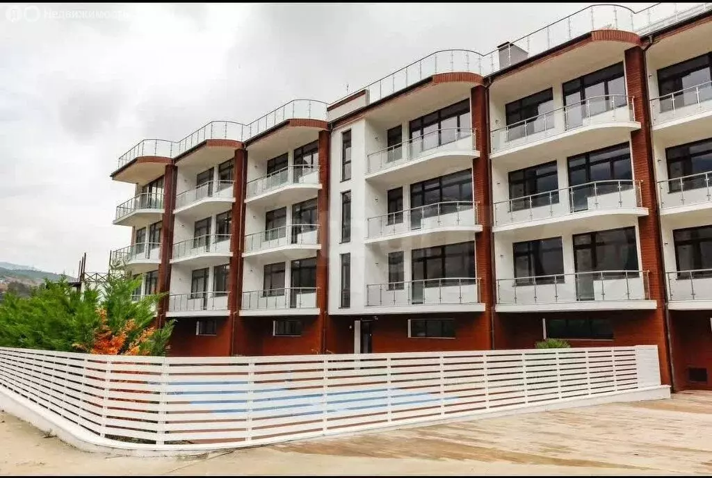 2-комнатная квартира: Республика Крым, муниципальный округ Ялта, ... - Фото 2