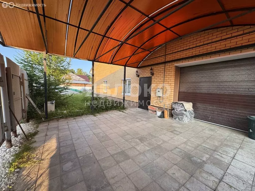 Дом в Усолье, улица Свердлова, 51 (209.5 м) - Фото 1