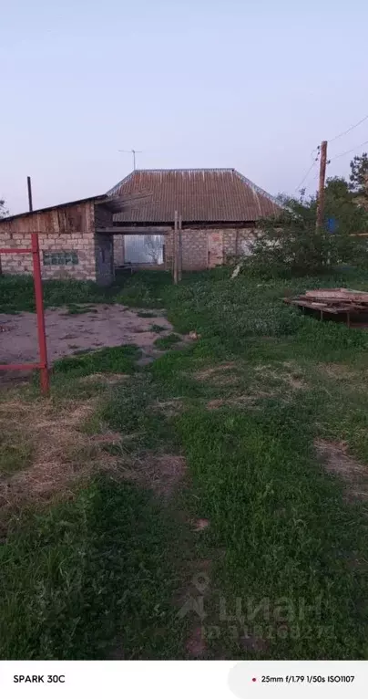 Дом в Саратовская область, Энгельсский район, Красноярское ... - Фото 0