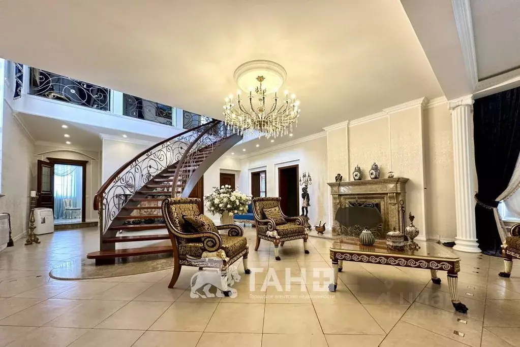 Дом в Ленинградская область, Всеволожский район, Бугровское городское ... - Фото 2