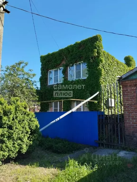 Дом в Краснодарский край, Кореновск ул. Верхне-Набережная, 16 (120 м) - Фото 1