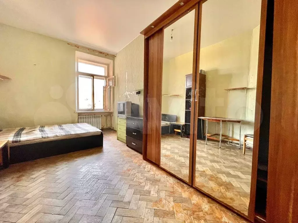 Комната 20 м в 4-к., 6/7 эт. - Фото 0