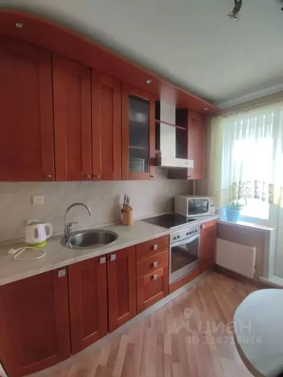 3-к кв. Кемеровская область, Кемерово Октябрьский просп., 75 (65.0 м) - Фото 1