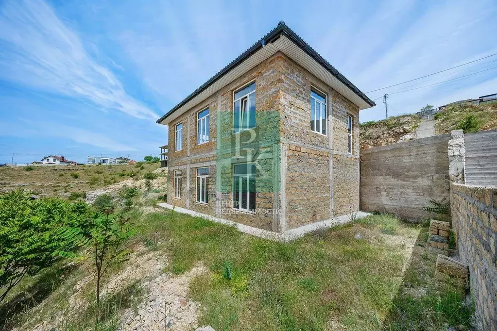 Дом в Севастополь ул. Генерала Мельника, 80 (165 м) - Фото 1