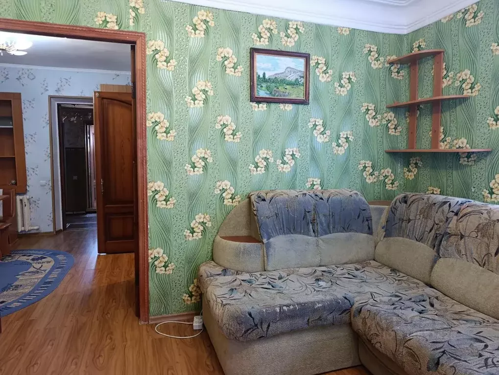 Дом в Крым, Симферополь ул. Целинная (50 м) - Фото 1