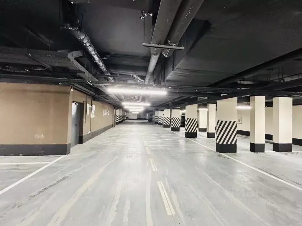 Гараж в Тюменская область, Тюмень ул. Братьев Бондаревых, 1 (17 м) - Фото 1