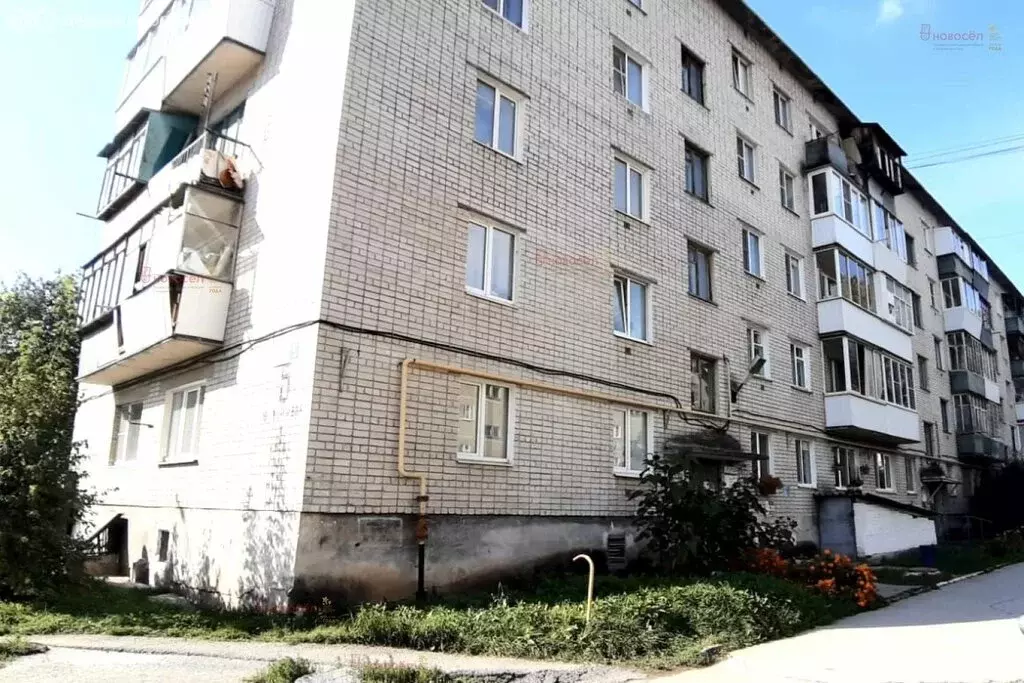 3-комнатная квартира: Берёзовский, улица Академика Королёва, 5 (58 м) - Фото 1