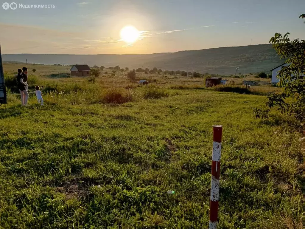 Участок в село Татарка, улица Руставели (17 м) - Фото 0