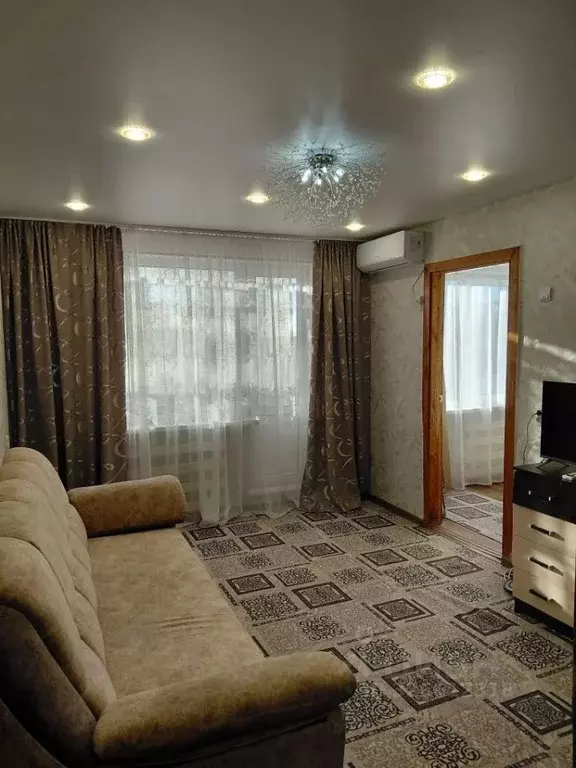 3-к кв. Оренбургская область, Орск просп. Западный, 3 (47.1 м) - Фото 1