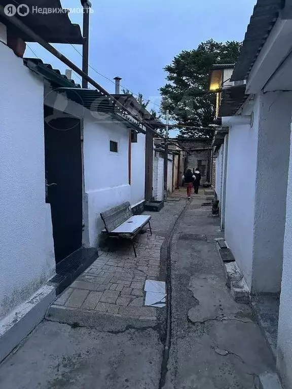 2-комнатная квартира: Махачкала, улица Арухова, 1 (55 м) - Фото 0