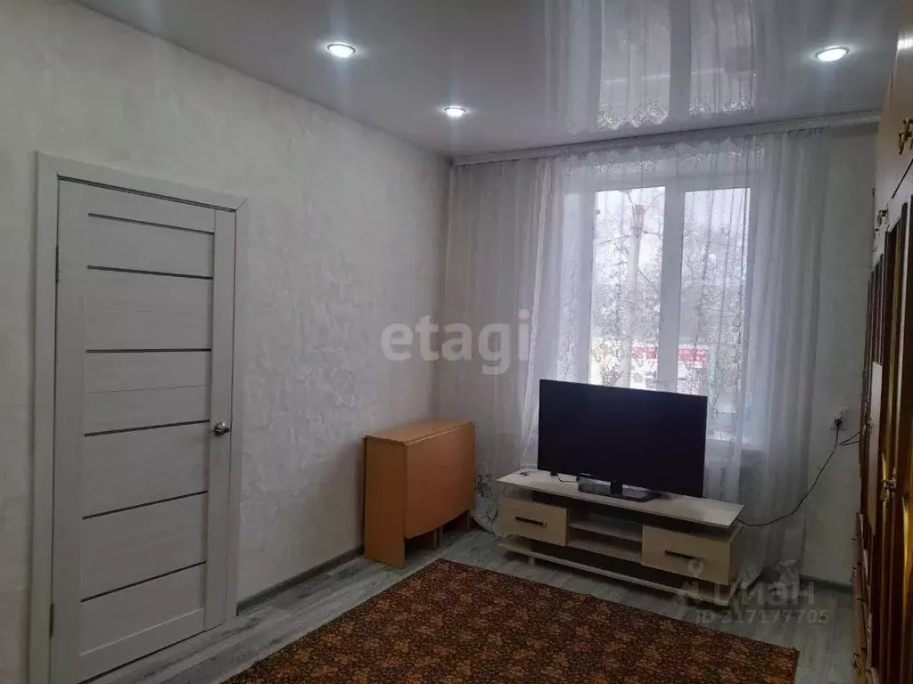 3-к кв. Амурская область, Белогорск ул. Кирова, 102 (61.1 м) - Фото 0