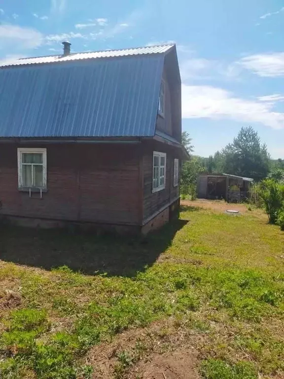 Дом в Кировская область, Юрьянский район, Медянское с/пос, д. Стеничи  ... - Фото 1