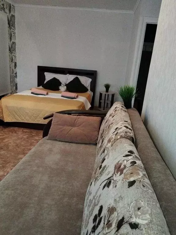 2-к кв. Самарская область, Сызрань Астраханская ул., 11 (46.0 м) - Фото 1