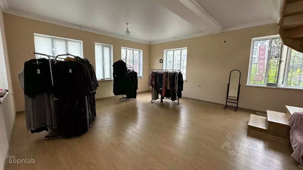 Помещение свободного назначения в Дагестан, Махачкала ул. Гагарина, 60 ... - Фото 1