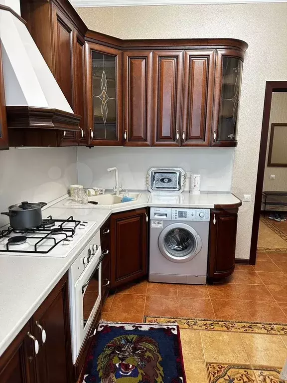 6-к. квартира, 68 м, 4/6 эт. - Фото 0