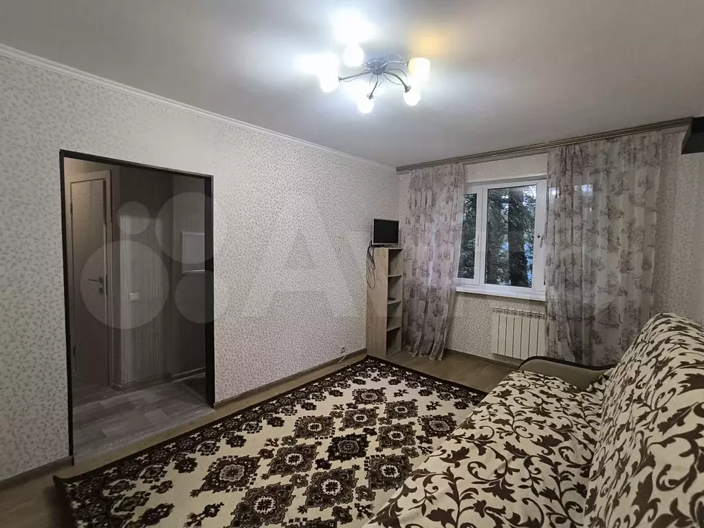 1-к. квартира, 32 м, 3/5 эт. - Фото 0