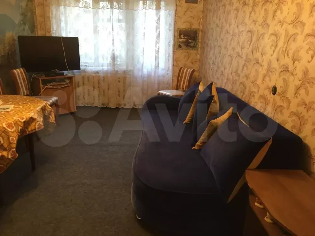 3-к. квартира, 60 м, 3/5 эт. - Фото 0