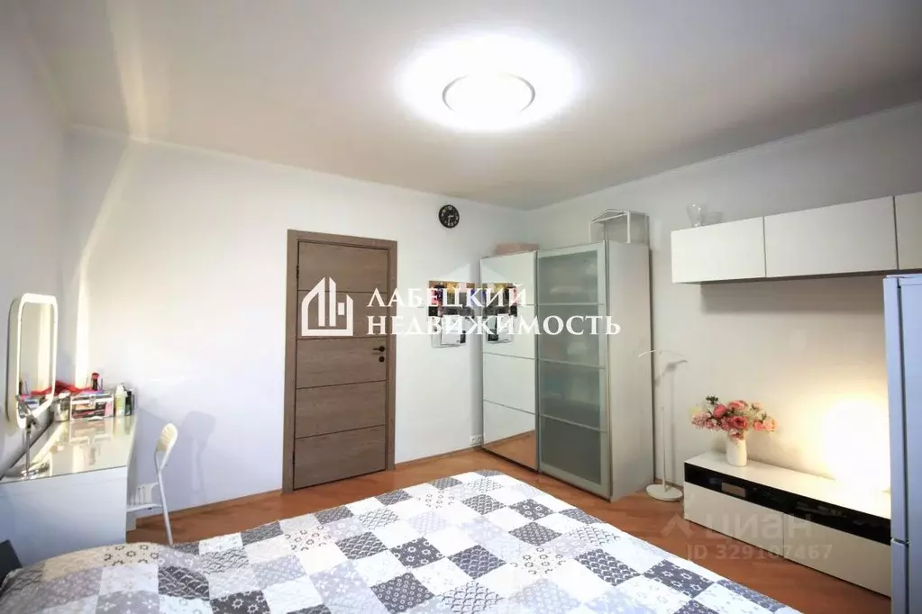 3-к кв. Москва Старобитцевская ул., 23К1 (80.4 м) - Фото 1