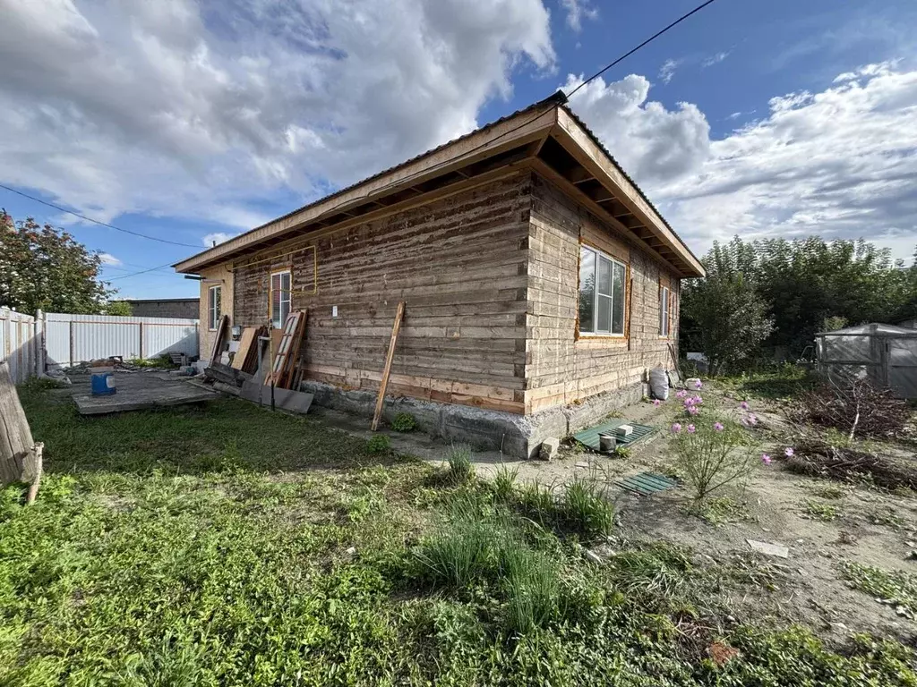 Дом в Алтайский край, Барнаул ул. Балабанова, 34 (108 м) - Фото 1