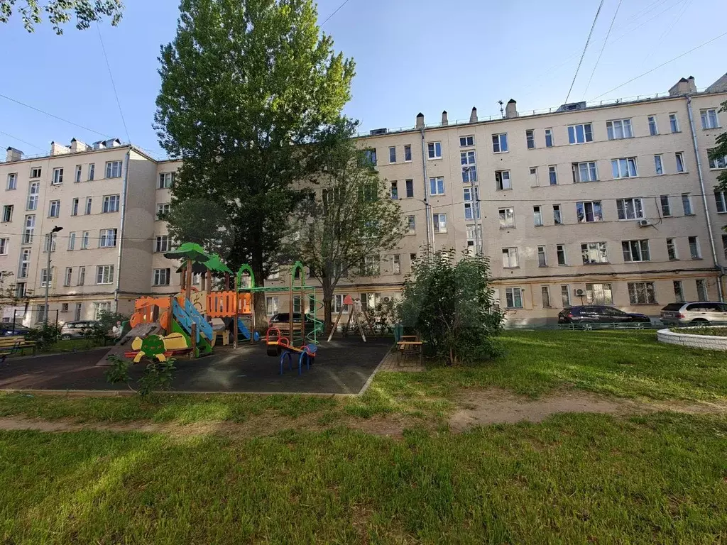 Комната 16,5 м в 4-к., 1/5 эт. - Фото 1