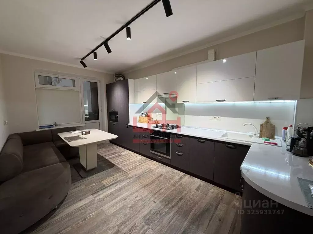 2-к кв. Ставропольский край, Ессентуки ул. Очаровательная, 10к2 (62.5 ... - Фото 1