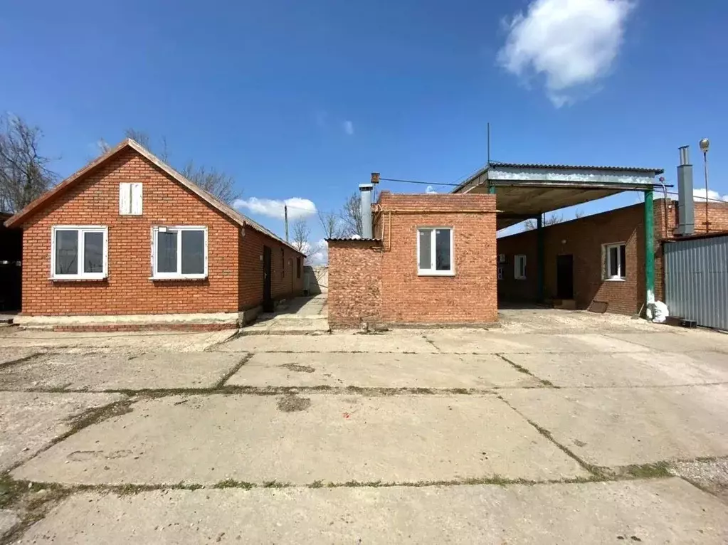 Помещение свободного назначения в Калмыкия, Элиста городской округ, ... - Фото 1