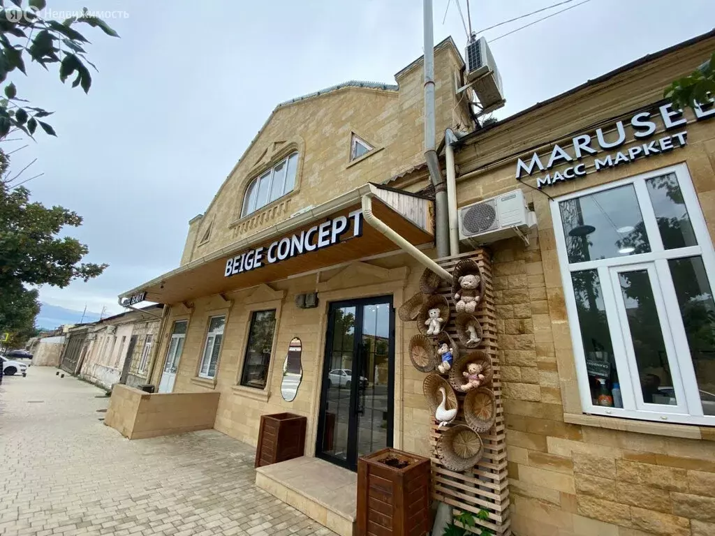 Дом в Дербент, улица Курбанова С.Д., 13 (360 м) - Фото 1